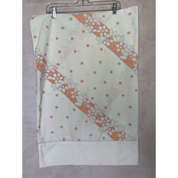 Vintage Floral Pillowcase - Picture 1 of 4